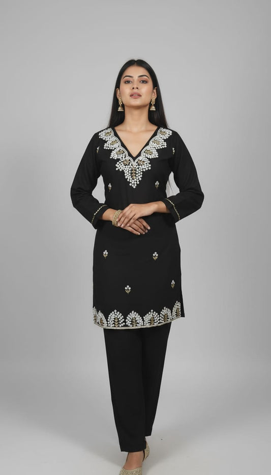 ⁠ ⁠Black Luxe Embroidered Kurta Pant Set