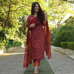 Get the Perfect Look with Our Women's Kurta, Pants, and Dupatta Set